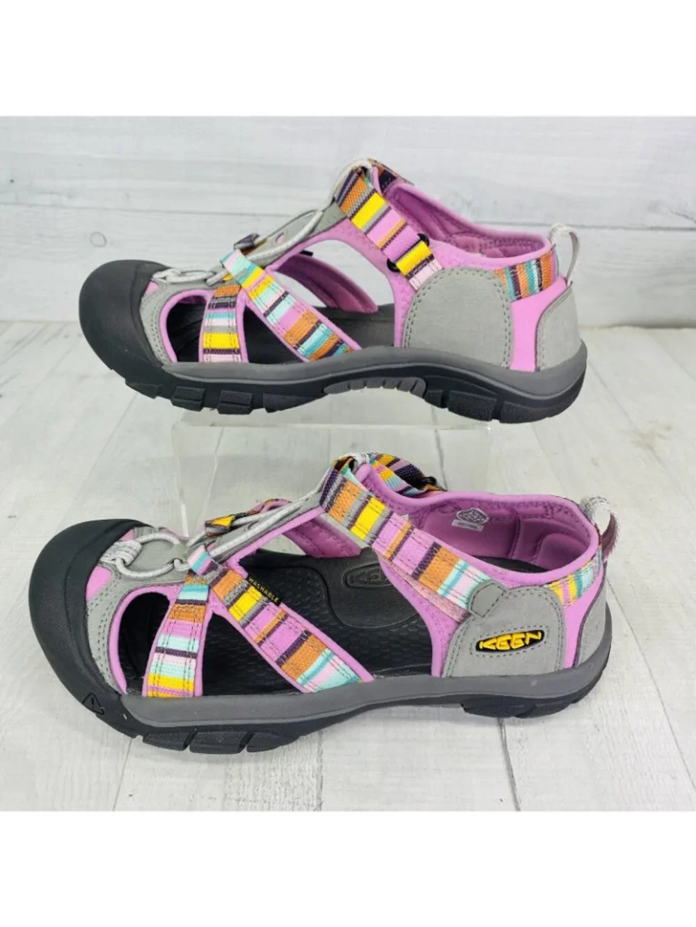 Keen Women VENICE Stripe Pink Gray Waterproof Closed Toe Sport Sandals Sz 6 NEW